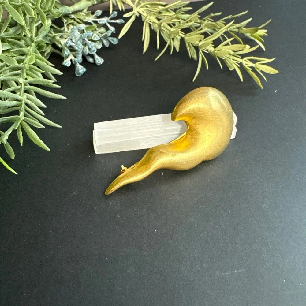 Gold Abstract‎ Brooch | Vintage Modernist Pin | Sculptural Jewelry | Brushed